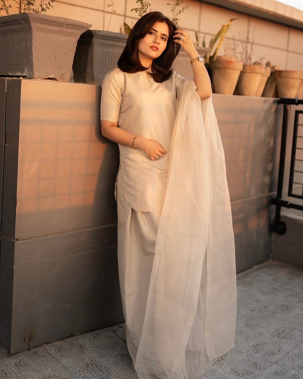 Off White Farshi